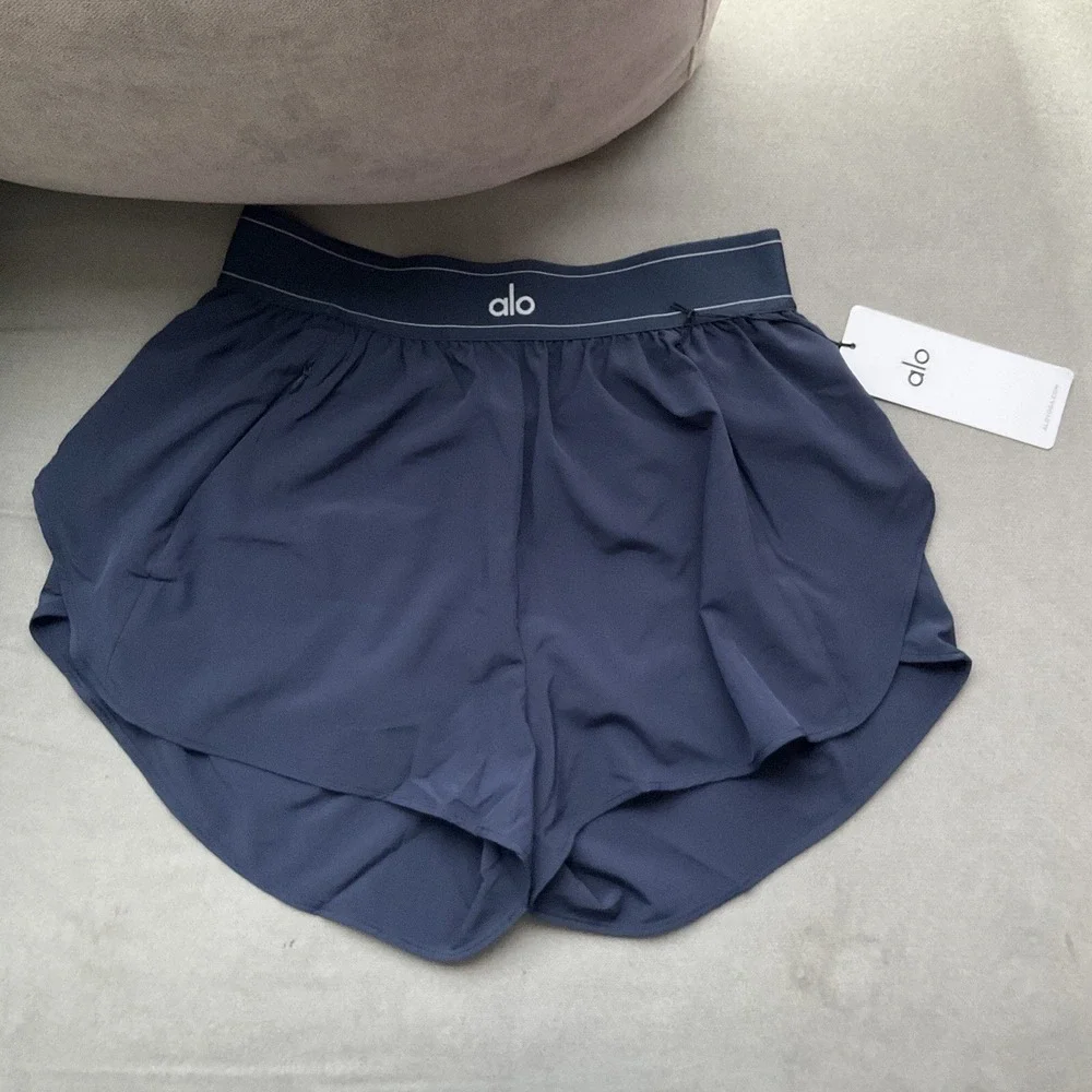 Alo Yoga Match Point Short Navy M